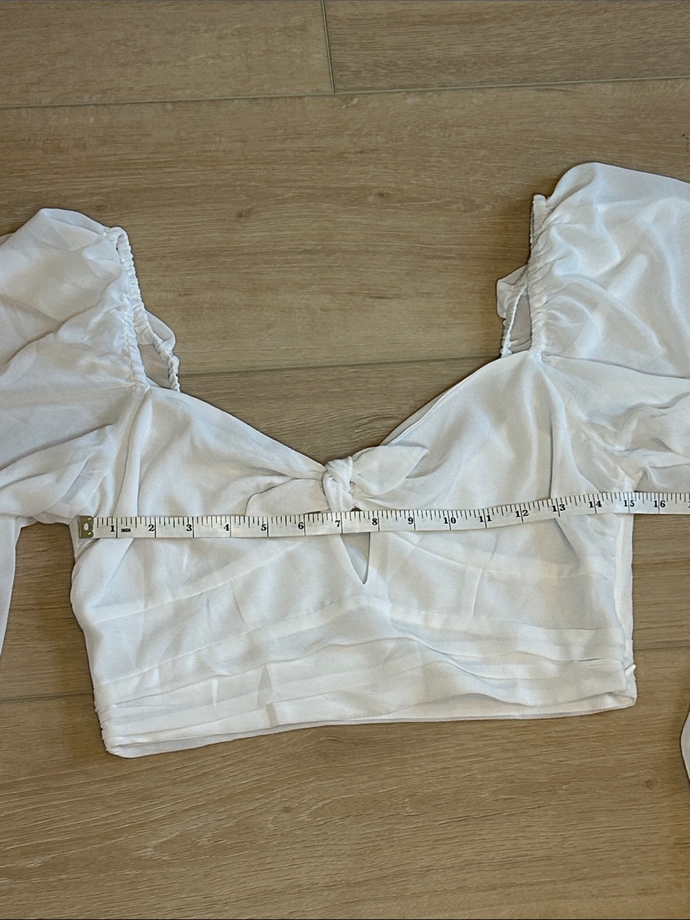 FOR LOVE & LEMONS trisha crop top in white balloon long sleeve size L - Picture 14 of 16